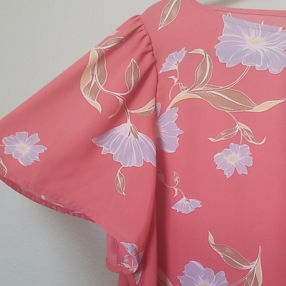 Apt. 9 XXL Girly Romantic Spring floral peplum short sleeve top - Picture 4 of 9